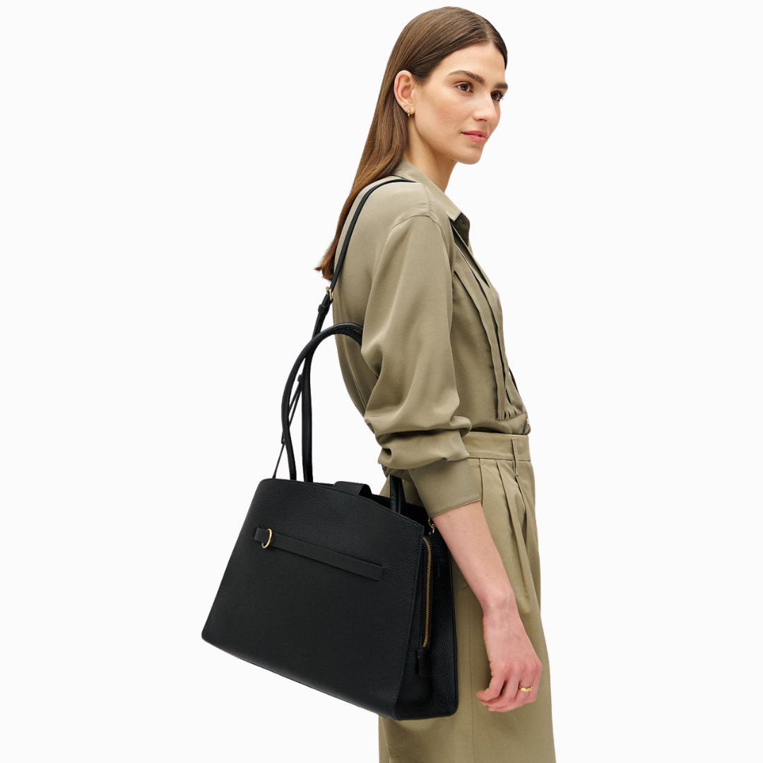 Victoria Tina Chain Shoulder Bag