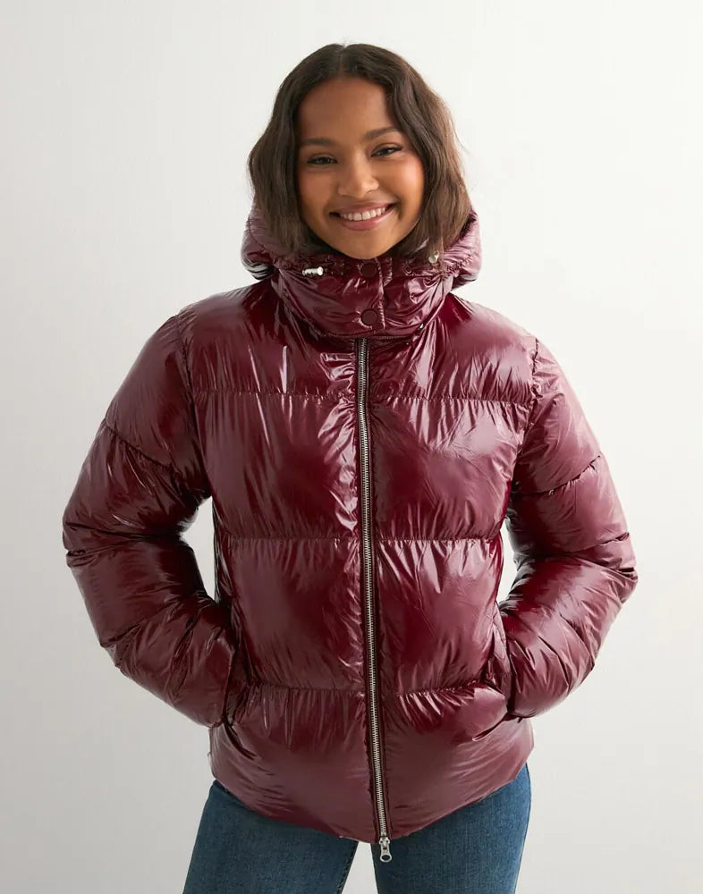 Victoria Urban Shine Puffer Coat